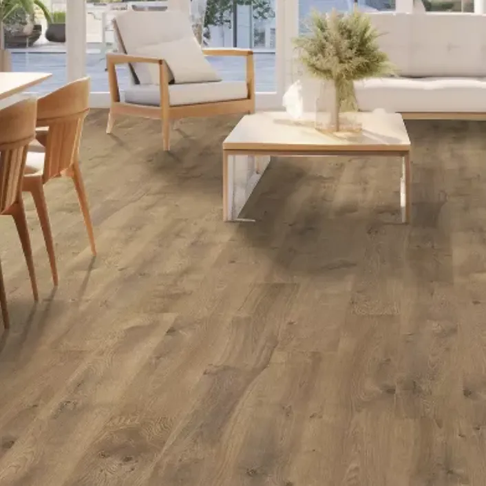 Room installation with Pergo's Mountain Oak 